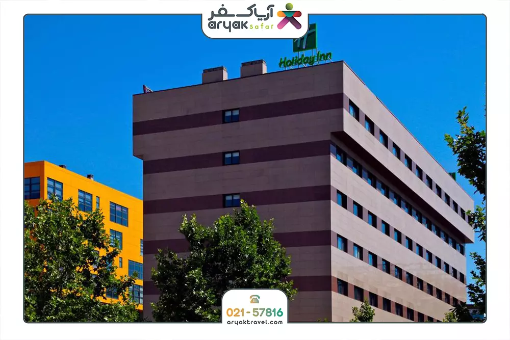 هالیدی این مادرید لاس تابلاس
